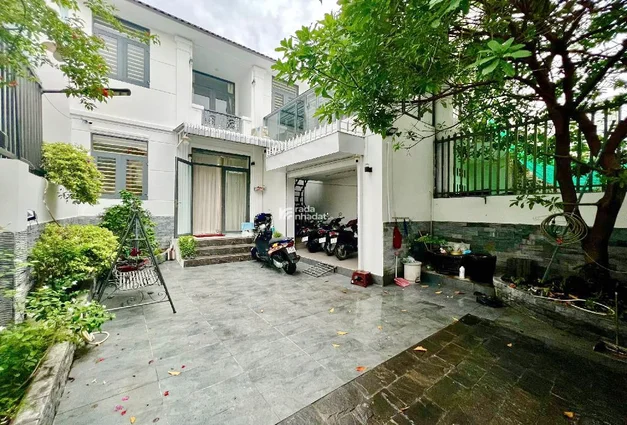 Biệt Thự Đường An Dương Vương Quận 6 142m2 